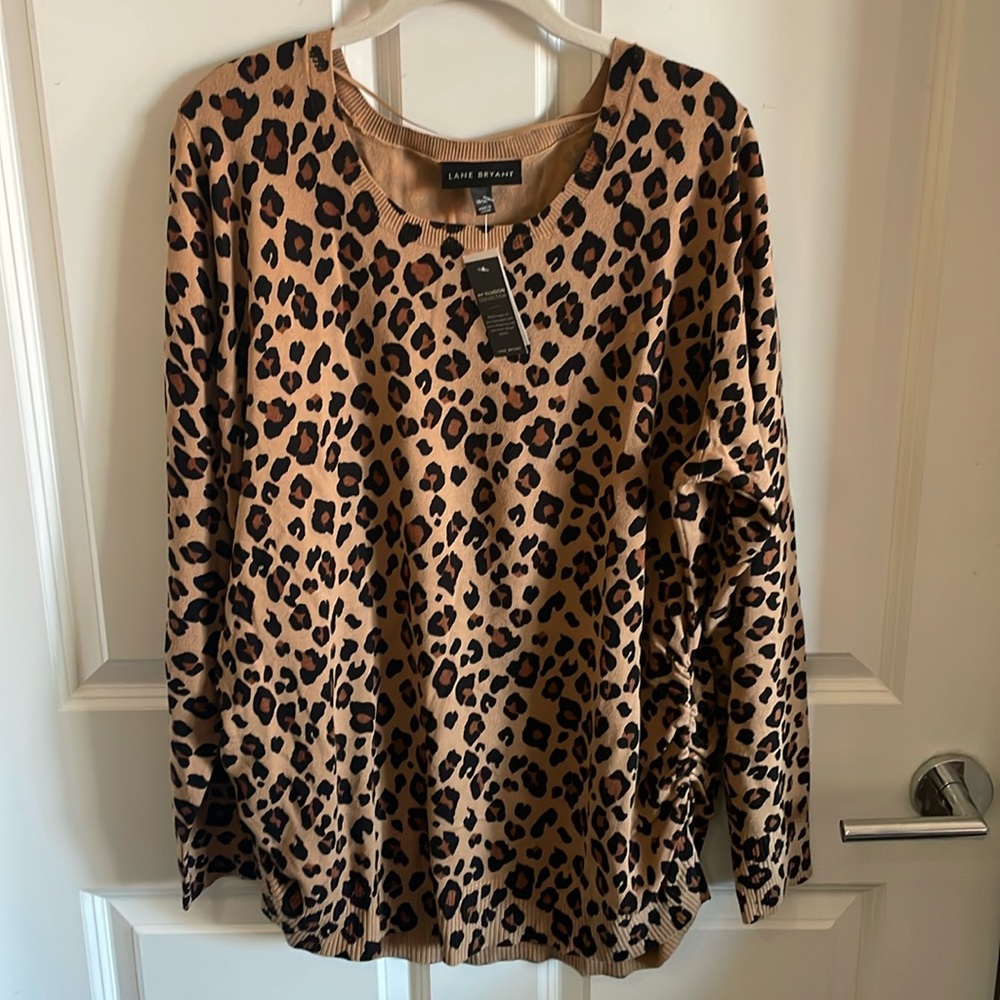 Lane Bryant - leopard print sweater with flattering fit. Size 18/20. NWT